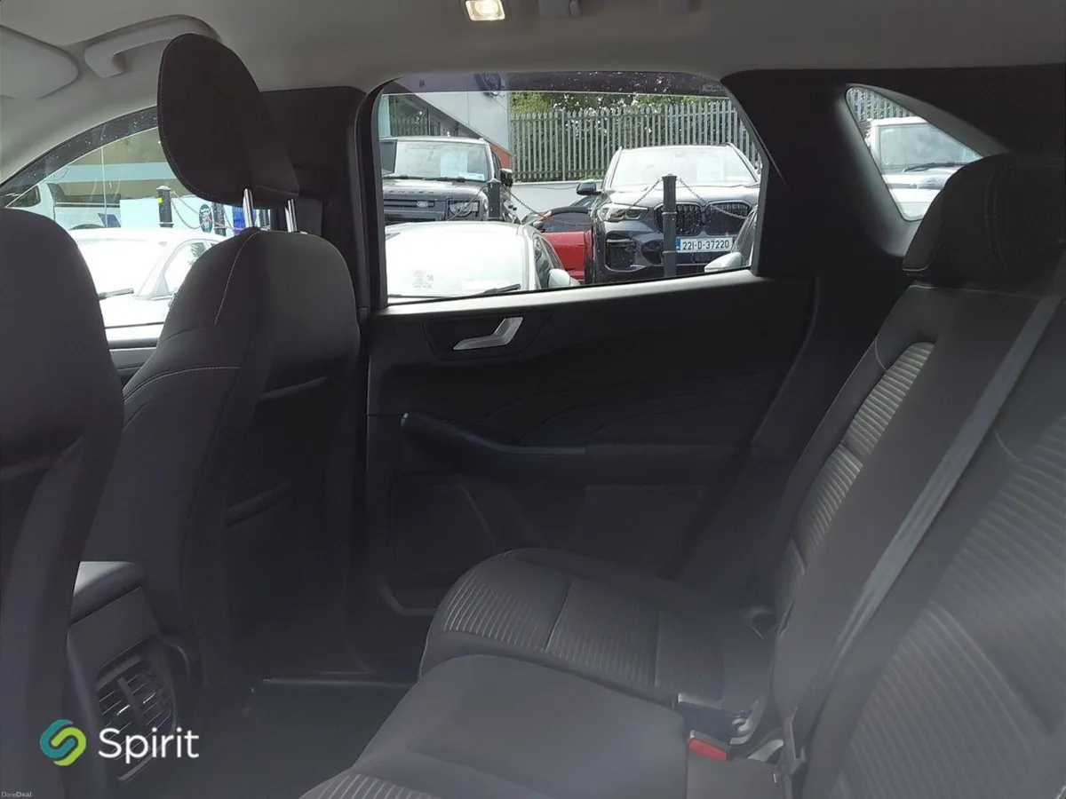 Ford Kuga 2.5 Duratec 225PS PHEV Titanium Auto - Image 5