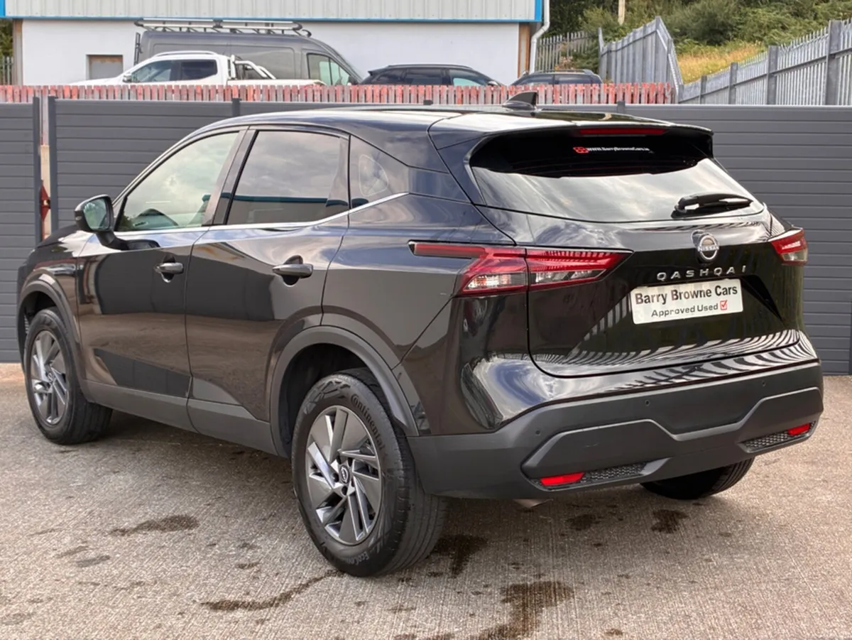 Nissan Qashqai ACENTA PREMIUM DIG-T - Image 4