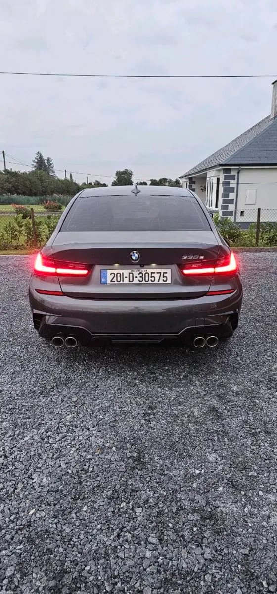 2020 bmw 330e - Image 4