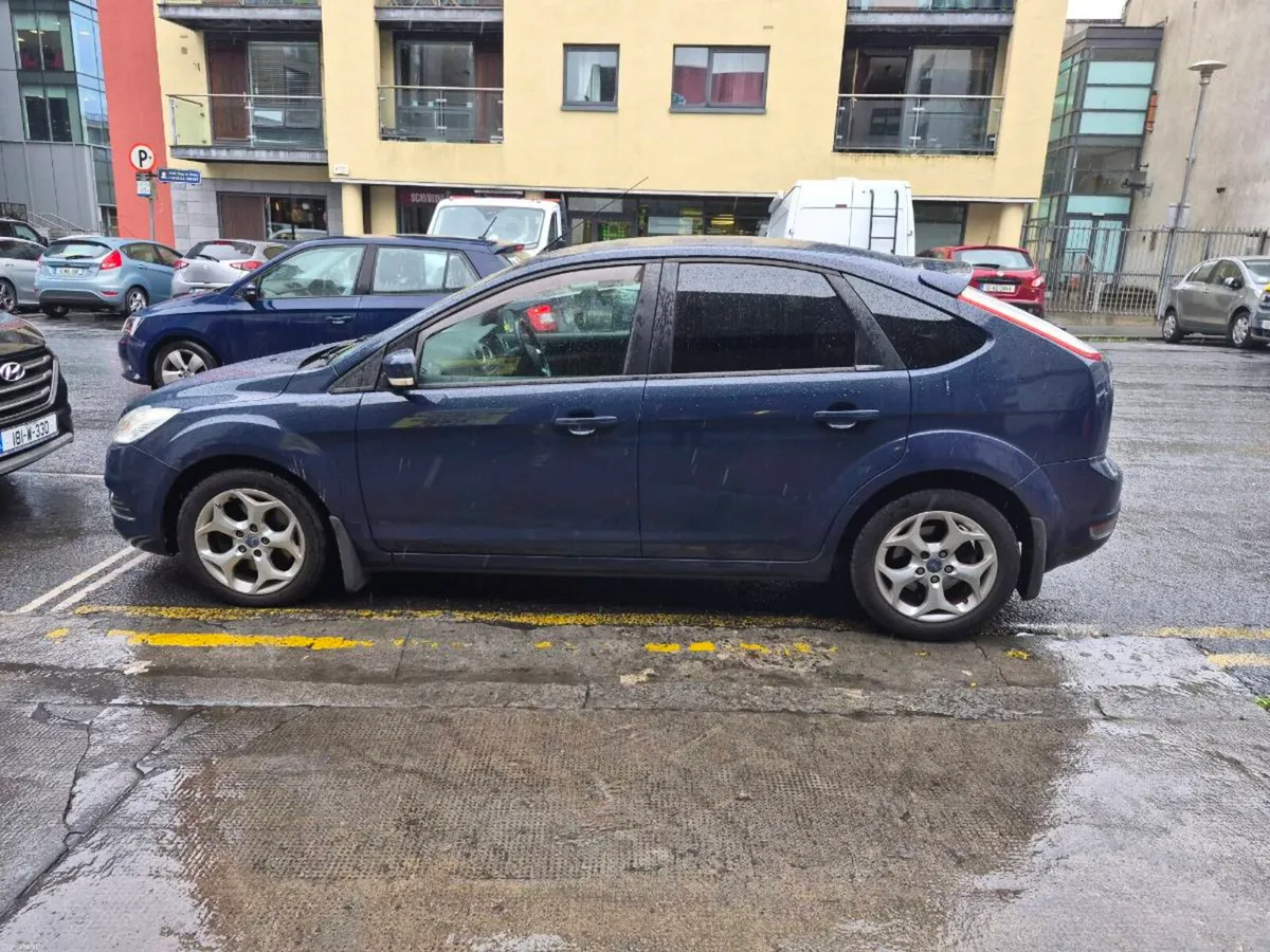 Car - Image 3