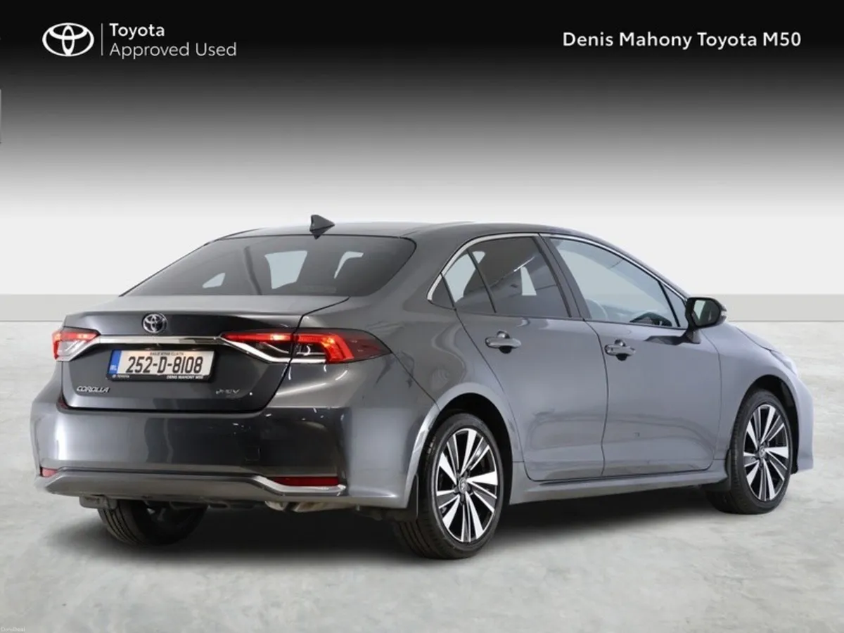 Toyota Corolla Luna Sport Hybrid Saloon - Image 2