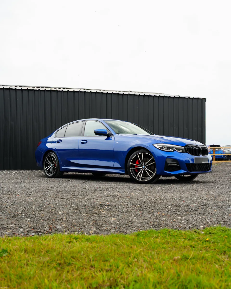 BMW 330E M SPORT - Image 4