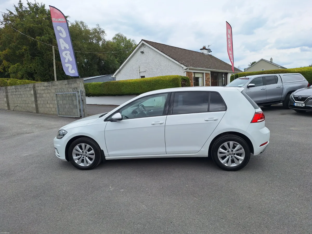 Volkswagen Golf 1.6 Tdi *High Spec/Low Kilometres - Image 4