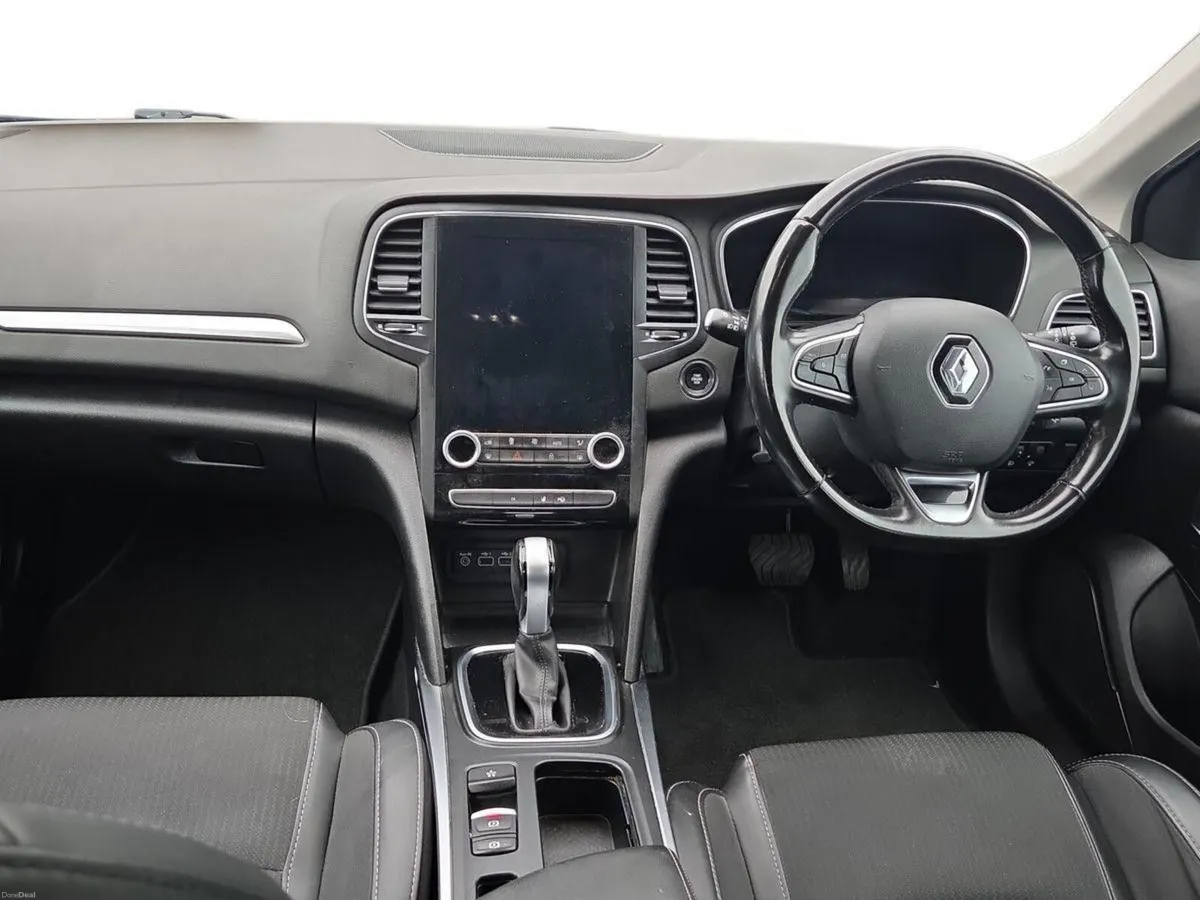 Renault Megane E-TECH PHEV 160 Auto Iconic ST - Image 2