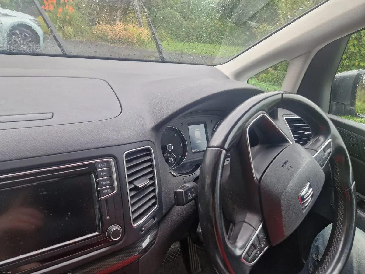 SEAT Alhambra 2016. 7-seater Premium SEAT Alhambra - Image 3