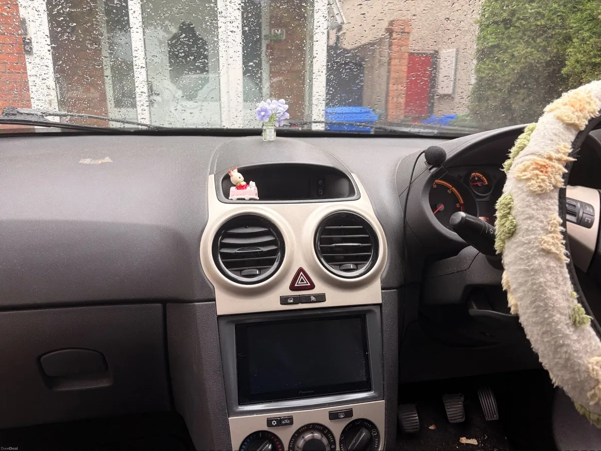 Vauxhall Corsa 2010 - Image 5