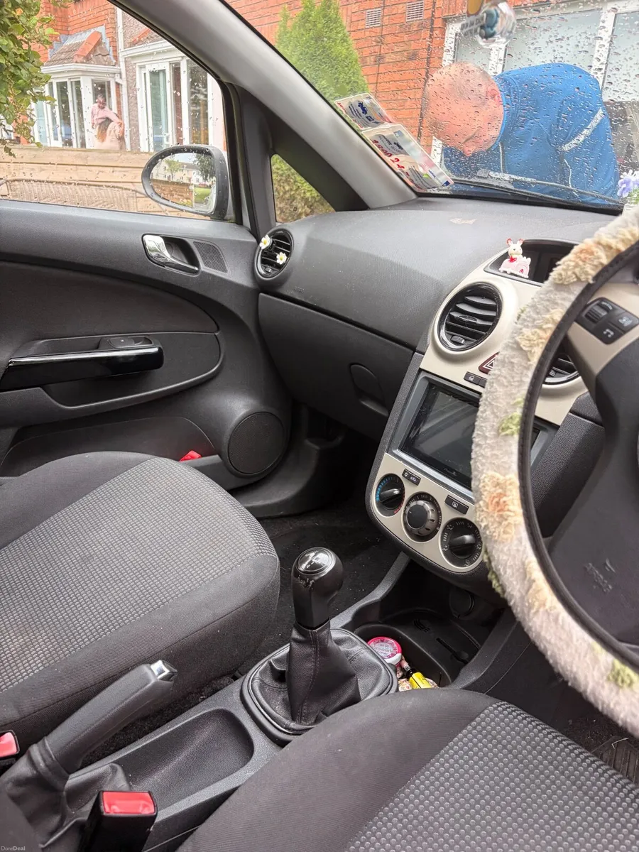 Vauxhall Corsa 2010 - Image 6