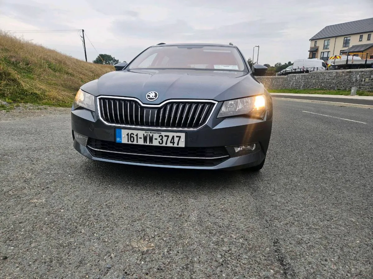 Skoda Superb 2.0 TDI Estate Business Edition 
Clea - Image 4