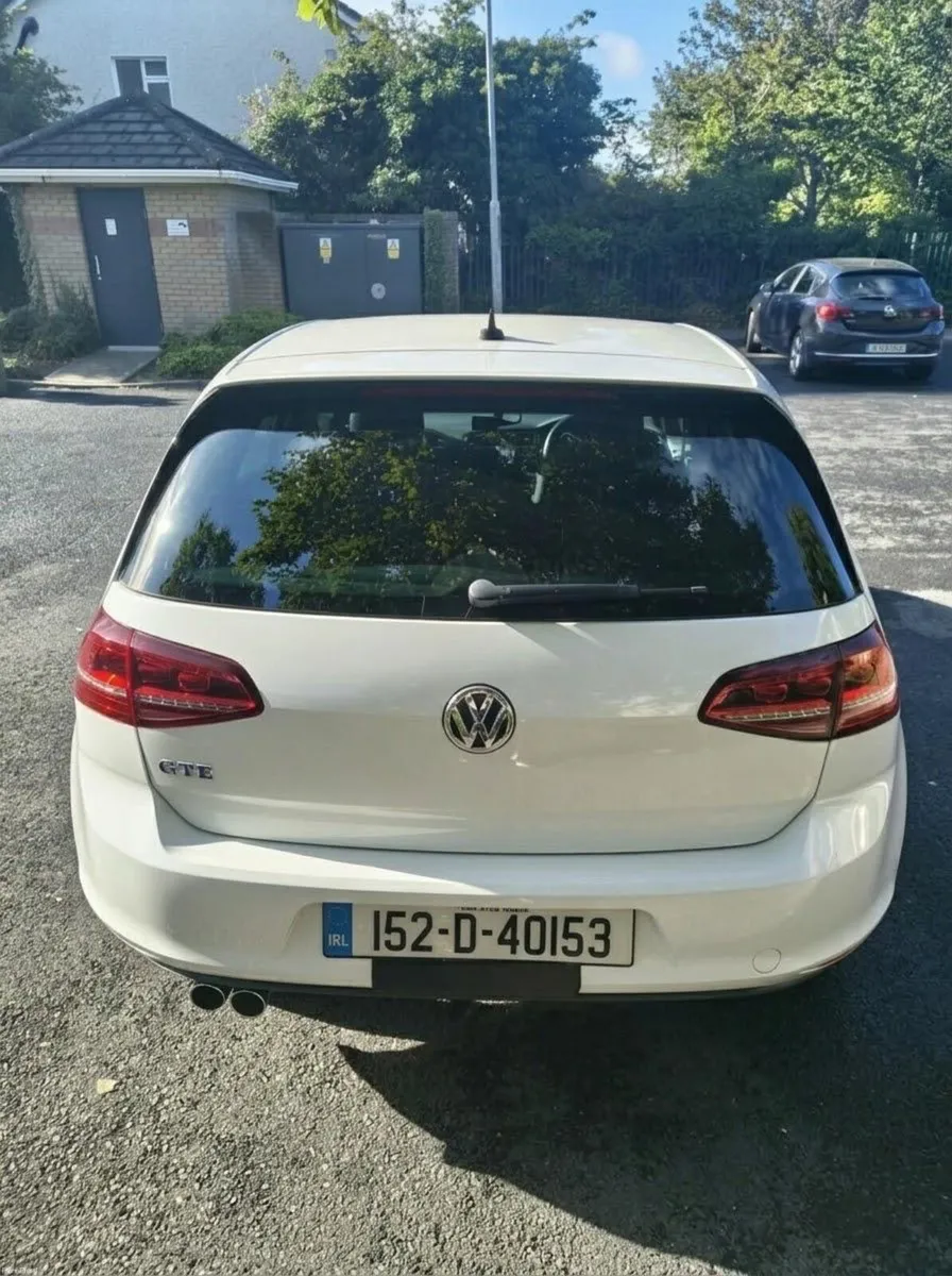 2015 (152) Volkswagen Golf GTE - Image 4