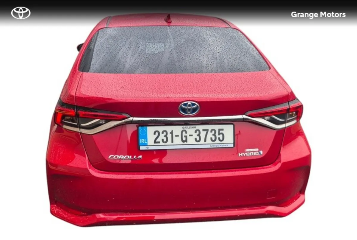 Toyota Corolla 1.8 HYBRID LUNA SPORT SAL - Image 4