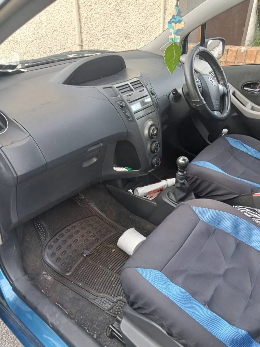 Car - Image 4