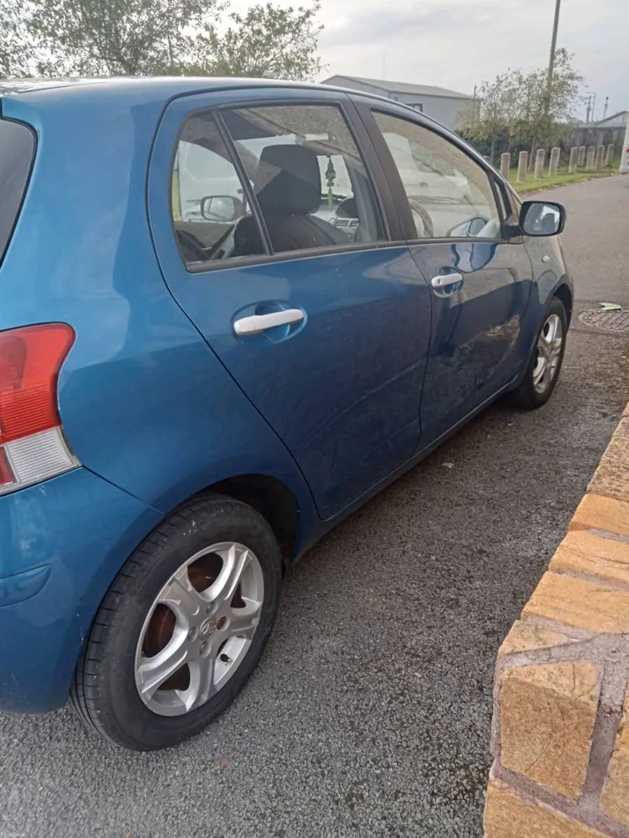 Car - Image 6