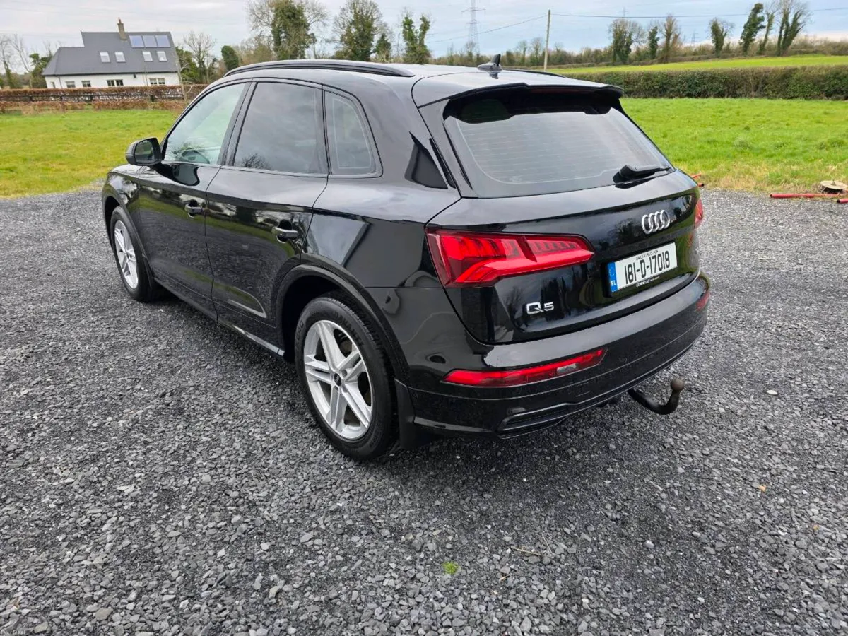 Audi Q5 2.0TDI Black Edition S-Line - Image 4