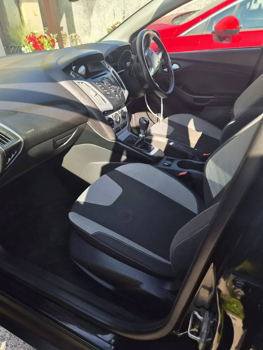 Ford Focus 2013 - Image 5