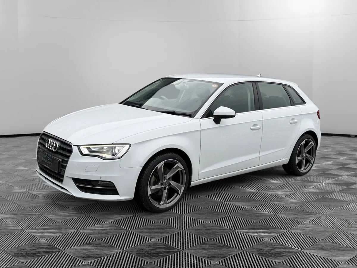 AUDI A3 S-TRONIC LEATHER *LOW KM* - Image 1
