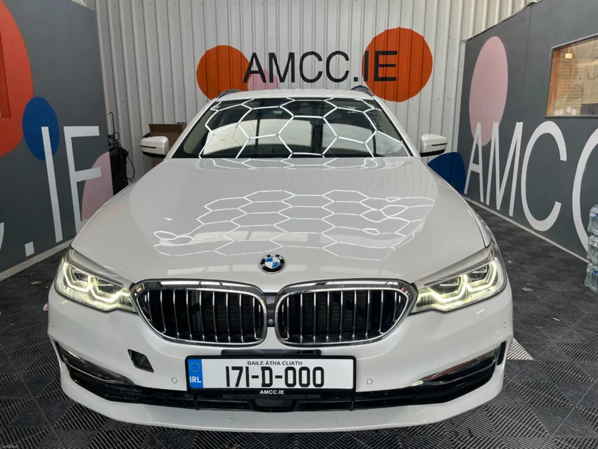 BMW 5-Series 2017 BMW 5 523D TOURING LUXURY AUTOMA - Image 2