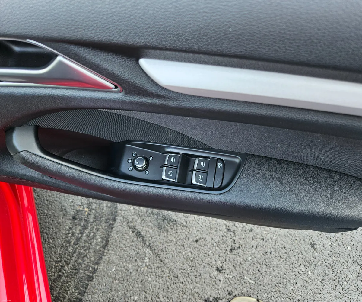 Audi A3 2015 Petrol Automatic 41Kmiles - Image 4