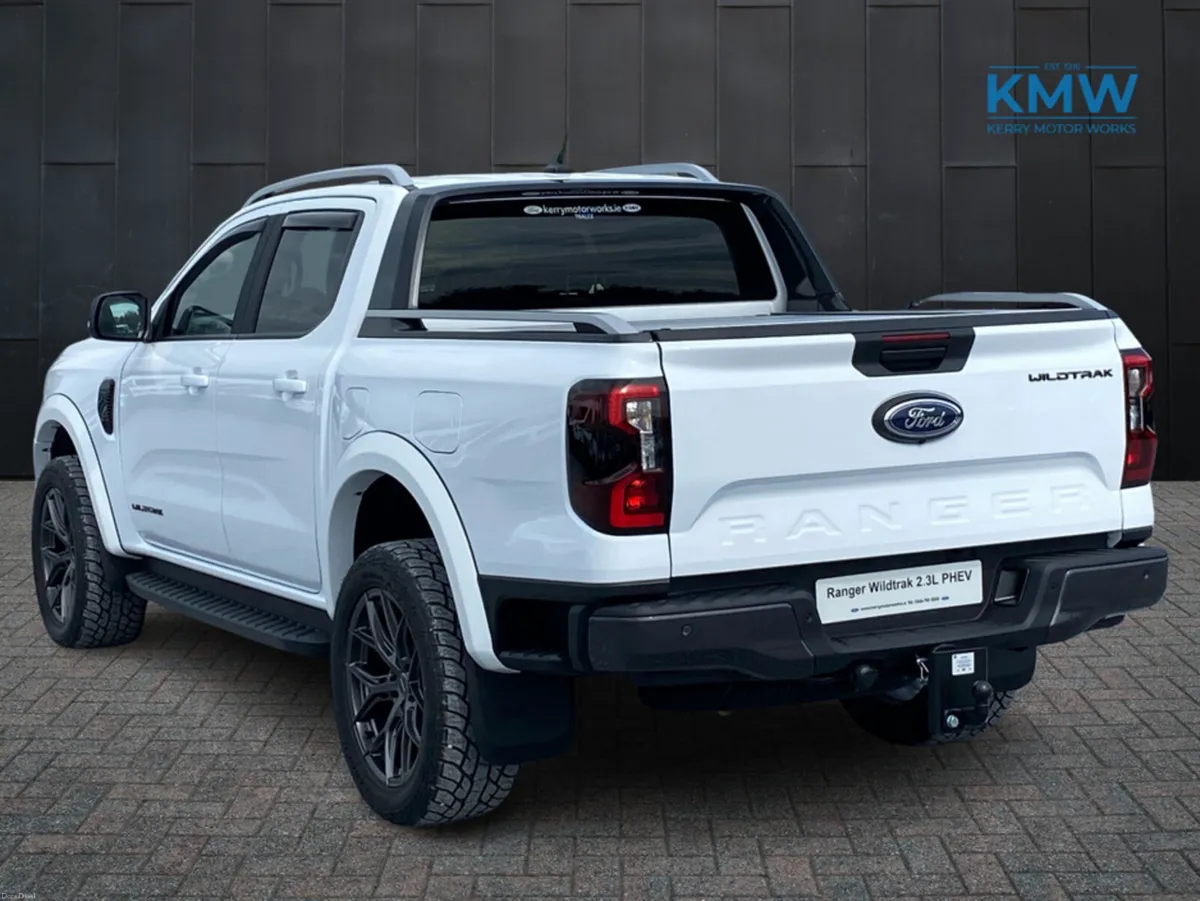 Ford Ranger 2.3 Wildrak PHEV..Black Edition - Image 3