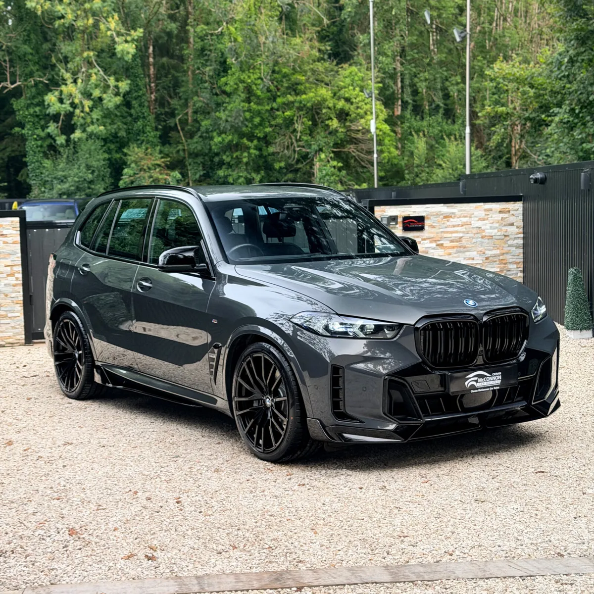 2023 (231) BMW X5 50E M-SPORT LCI 490BHP *GREAT SP - Image 1