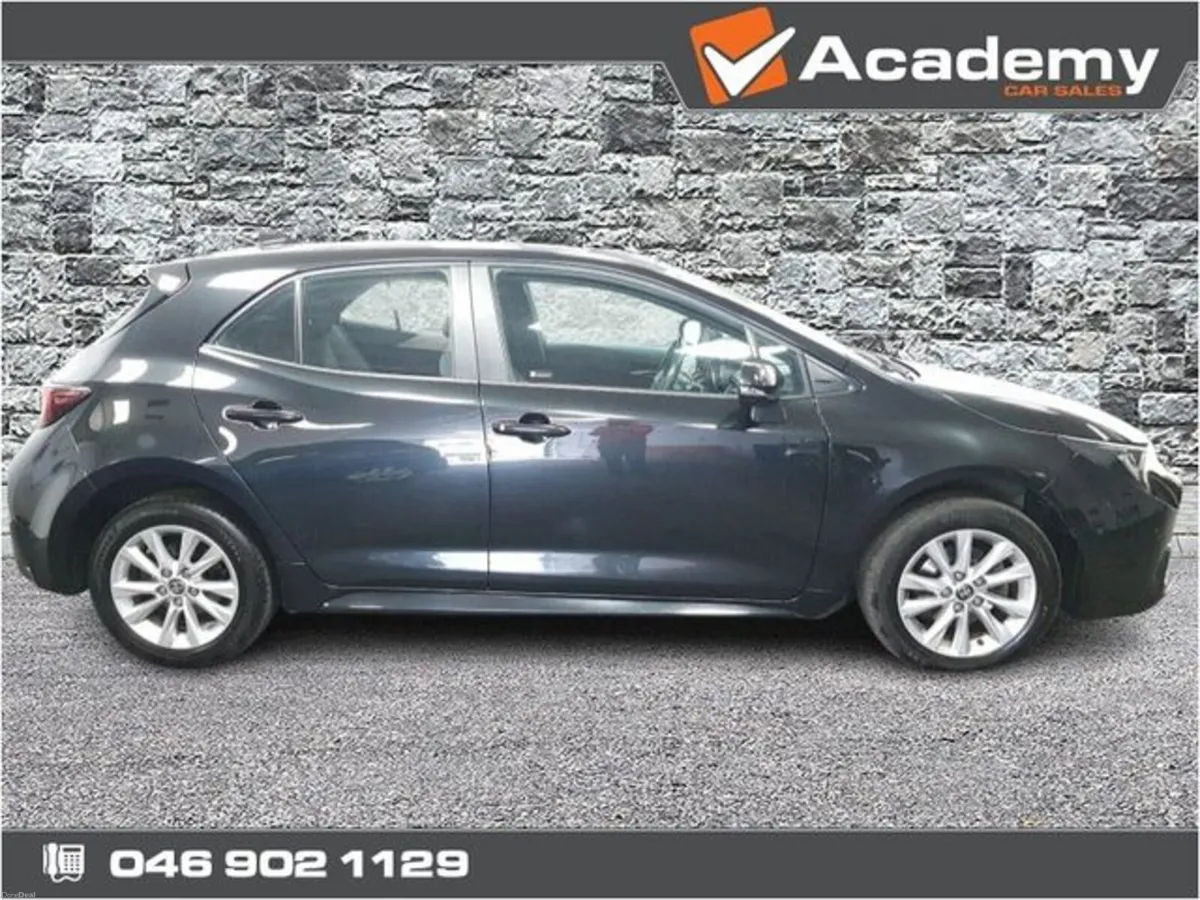Toyota Corolla Hybrid*JUST LANDED** - Image 6