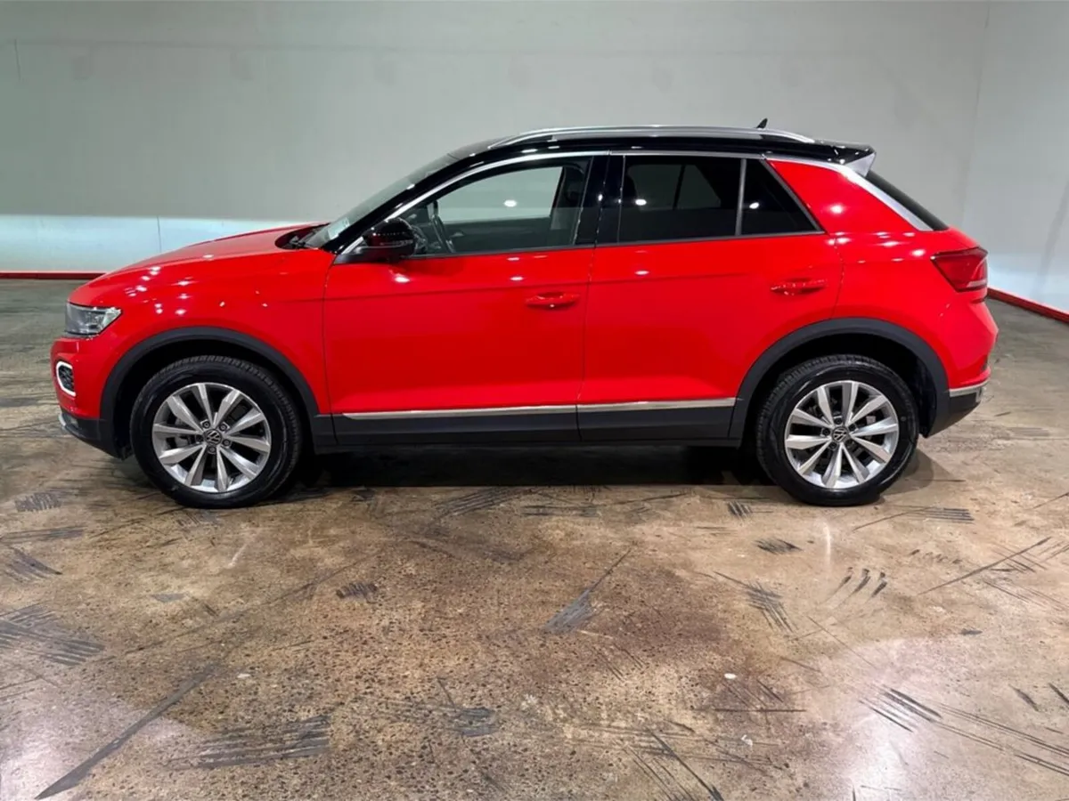 Volkswagen T-Roc 2.0 TDI AUTOMATIC - STYLE DESIGN - Image 6