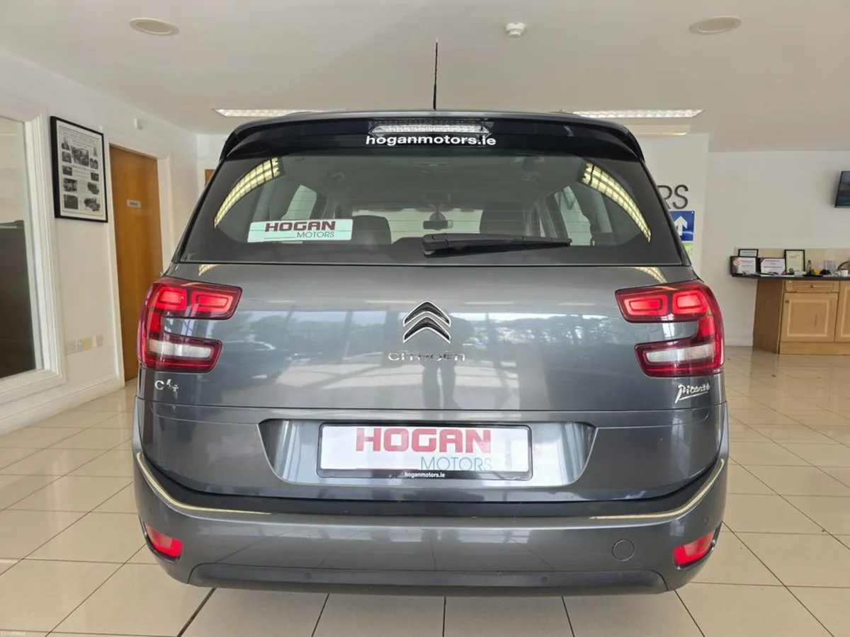 Citroen Grand C4 Picasso 7 Seats Automatic Touch E - Image 5