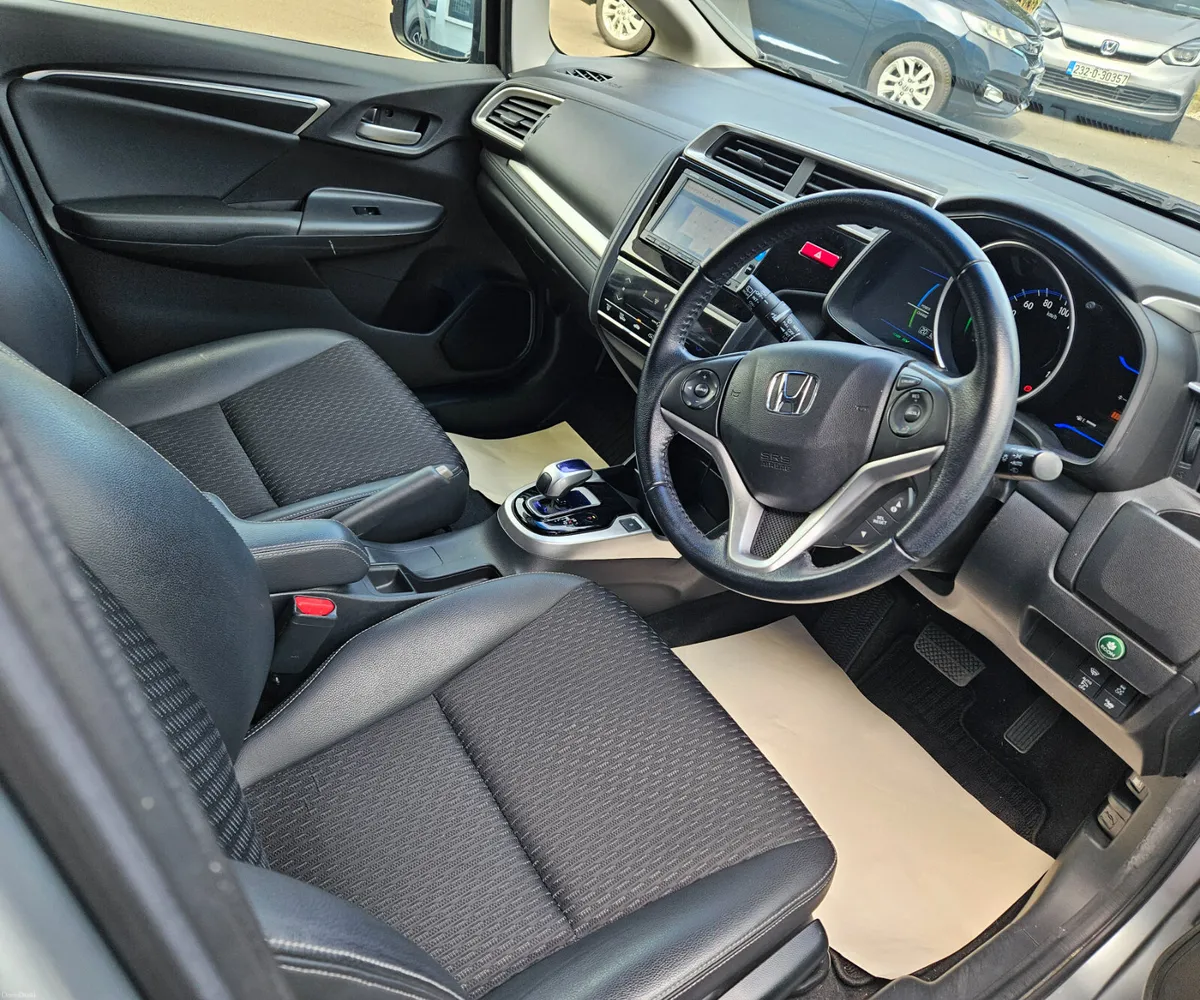 Honda Fit 2016 Petrol Hybrid Automatic - Image 5