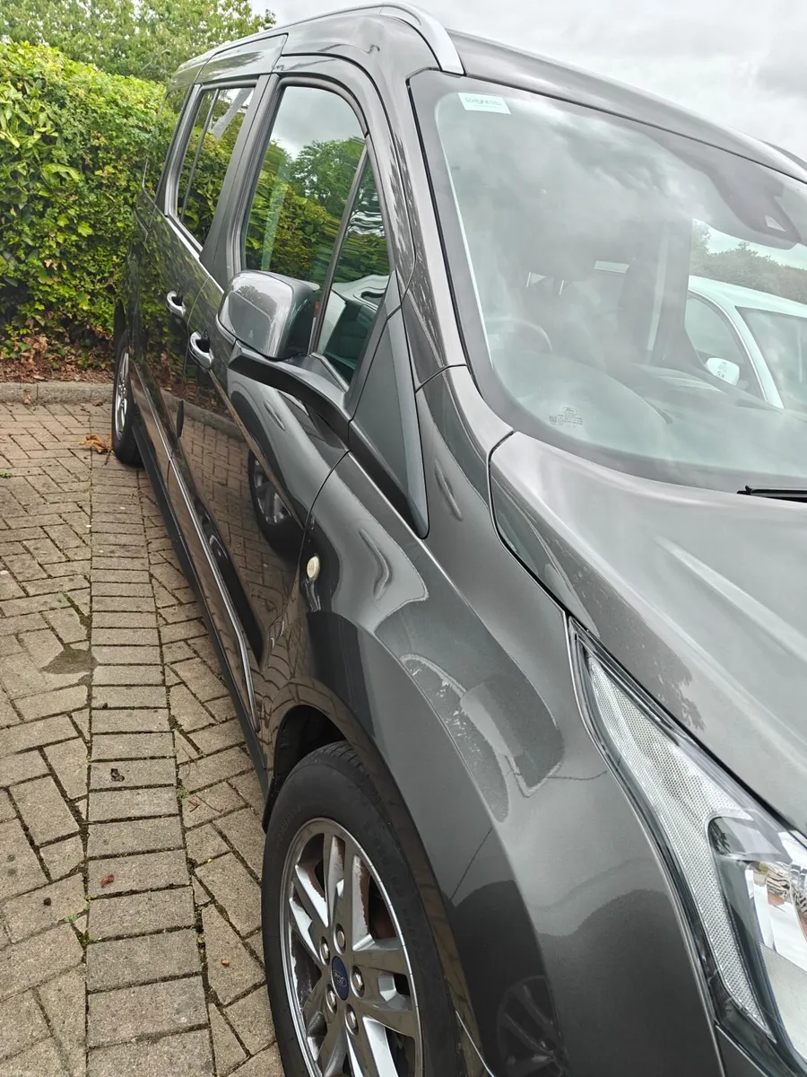 Ford Tourneo Connect 2022 - Image 5