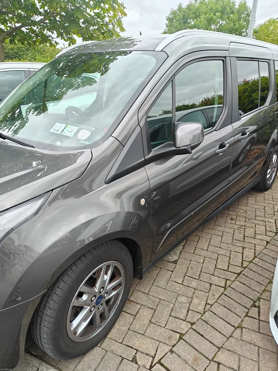 Ford Tourneo Connect 2022 - Image 2
