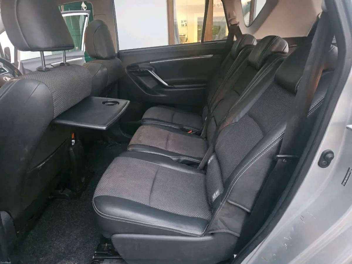 Car - Image 4
