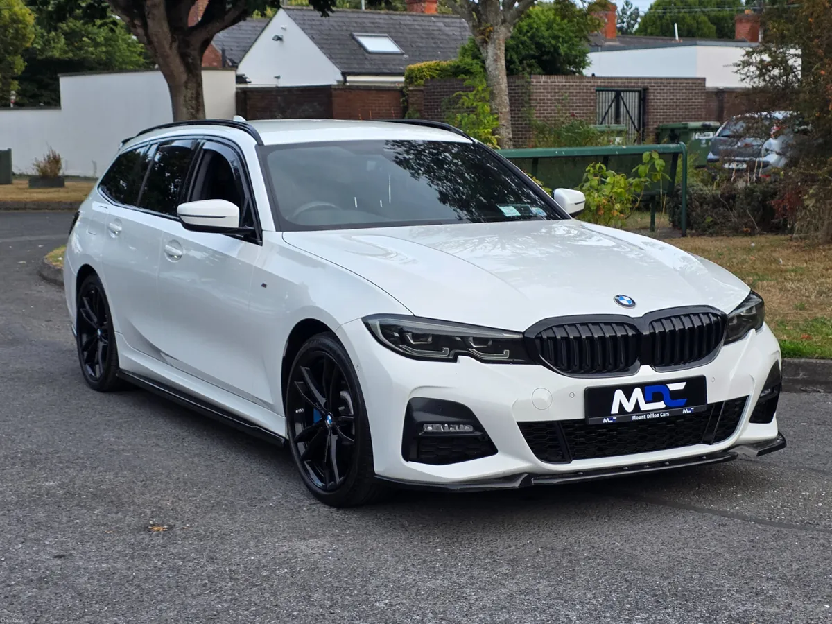 2021 BMW 330e M-Sport Touring M-Performance - Image 3