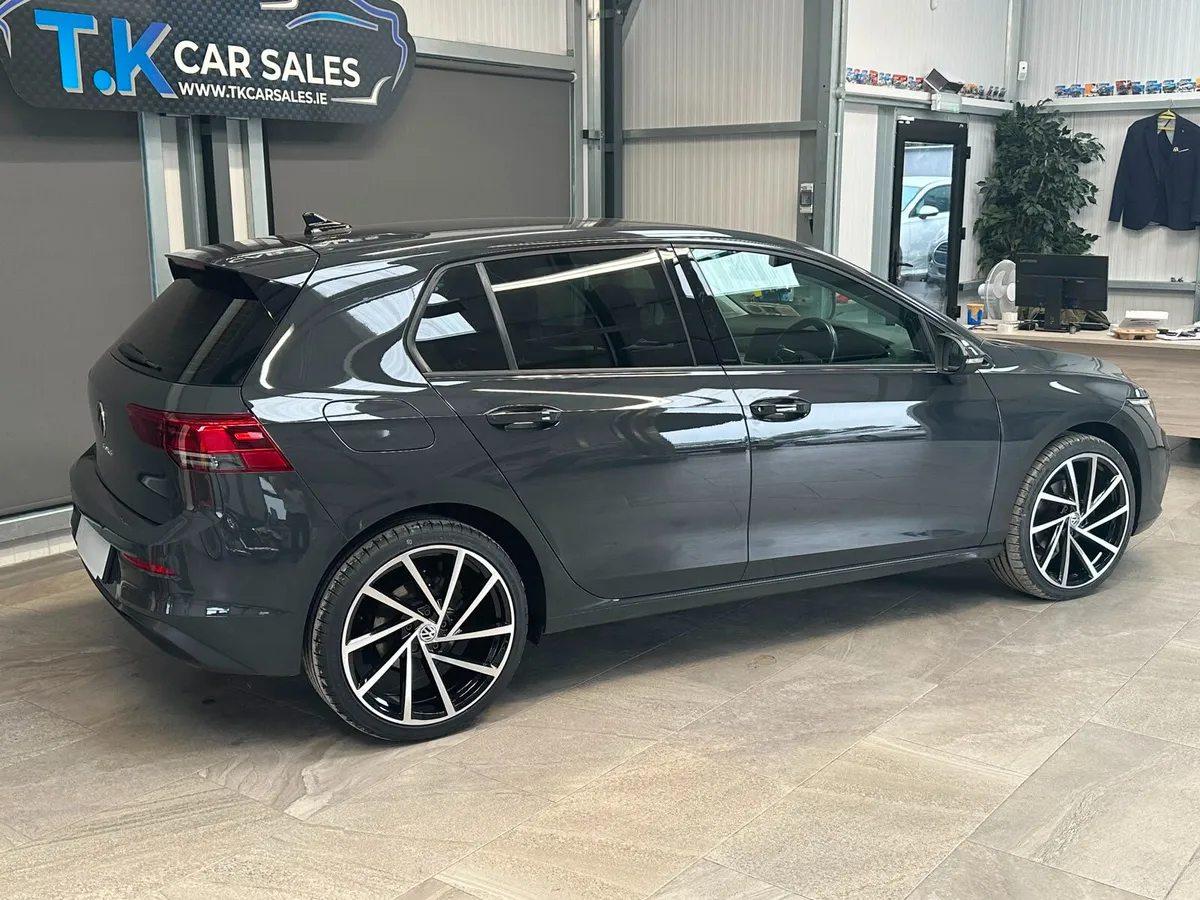 201 VOKSWAGEN GOLF LIFE 2.0 DIESEL - Image 3