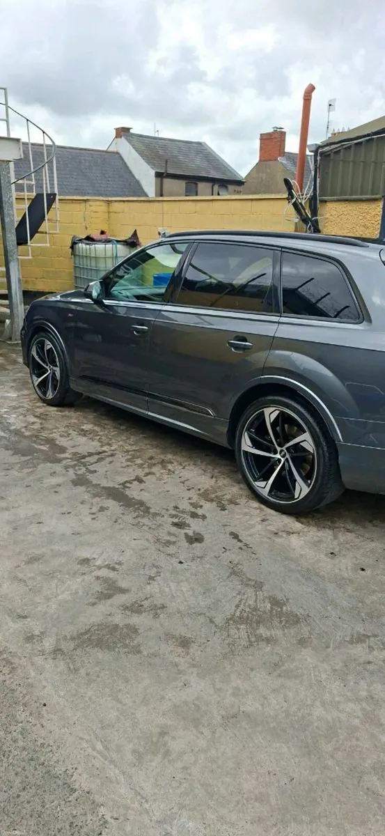 Audi q7 - Image 4