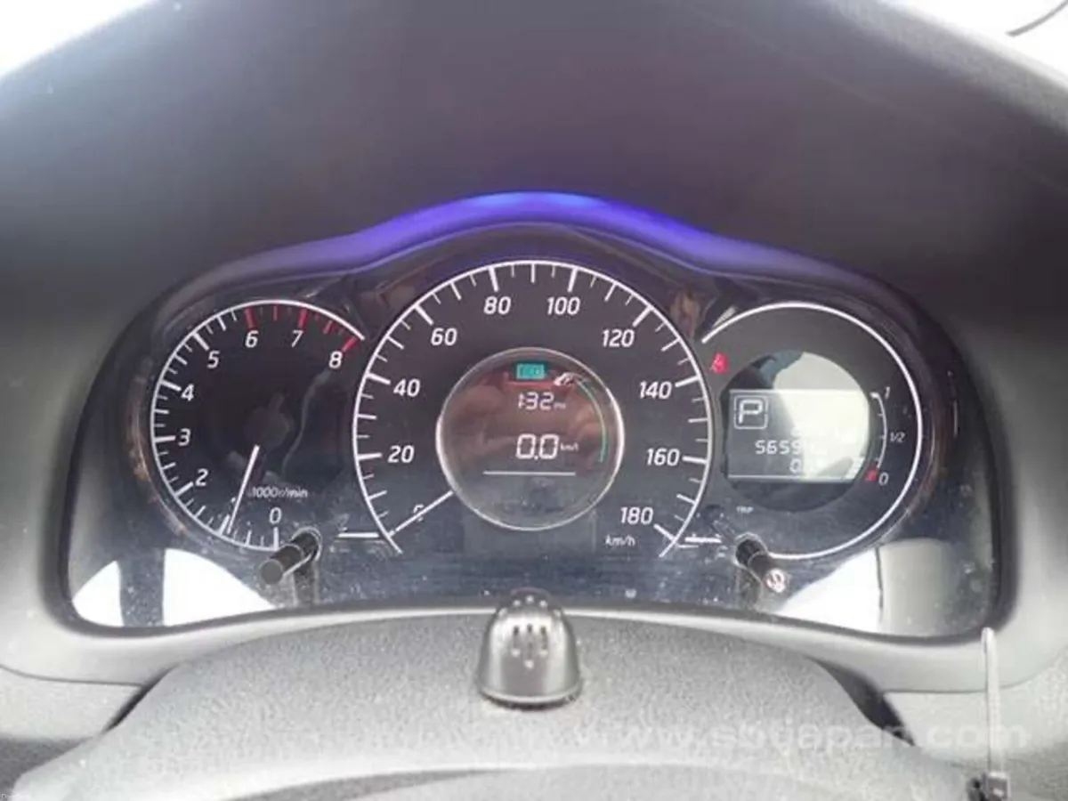 2013 Nissan Note Automatic low mileage 57,000km - Image 5