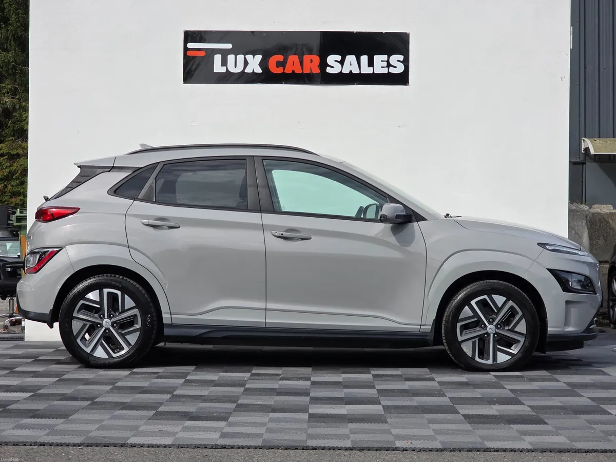 2022 Hyundai KONA KAUAI ELECTRIC // NEW NCT - Image 2