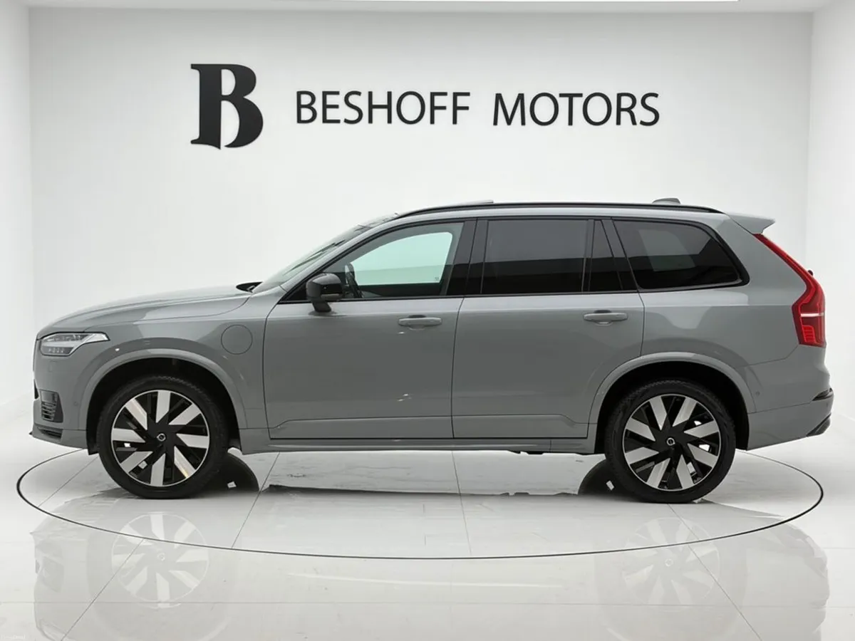 Volvo XC90 T8 PLUS AWD=PAN ROOF//HUGE SPEC//€140 R - Image 2