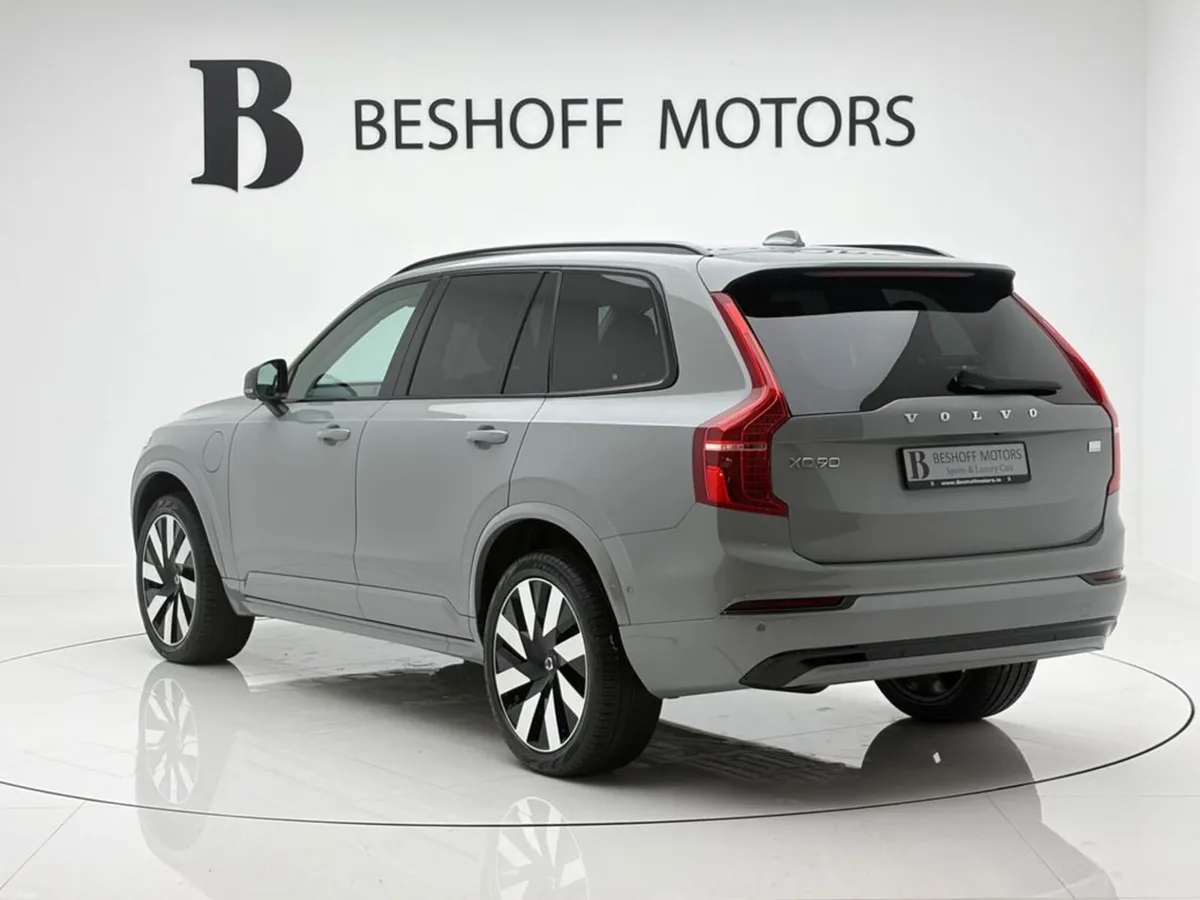 Volvo XC90 T8 PLUS AWD=PAN ROOF//HUGE SPEC//€140 R - Image 3