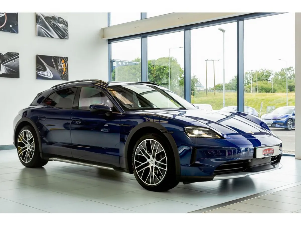 Porsche Taycan 4 CROSS TURISMO 105KW - Image 3