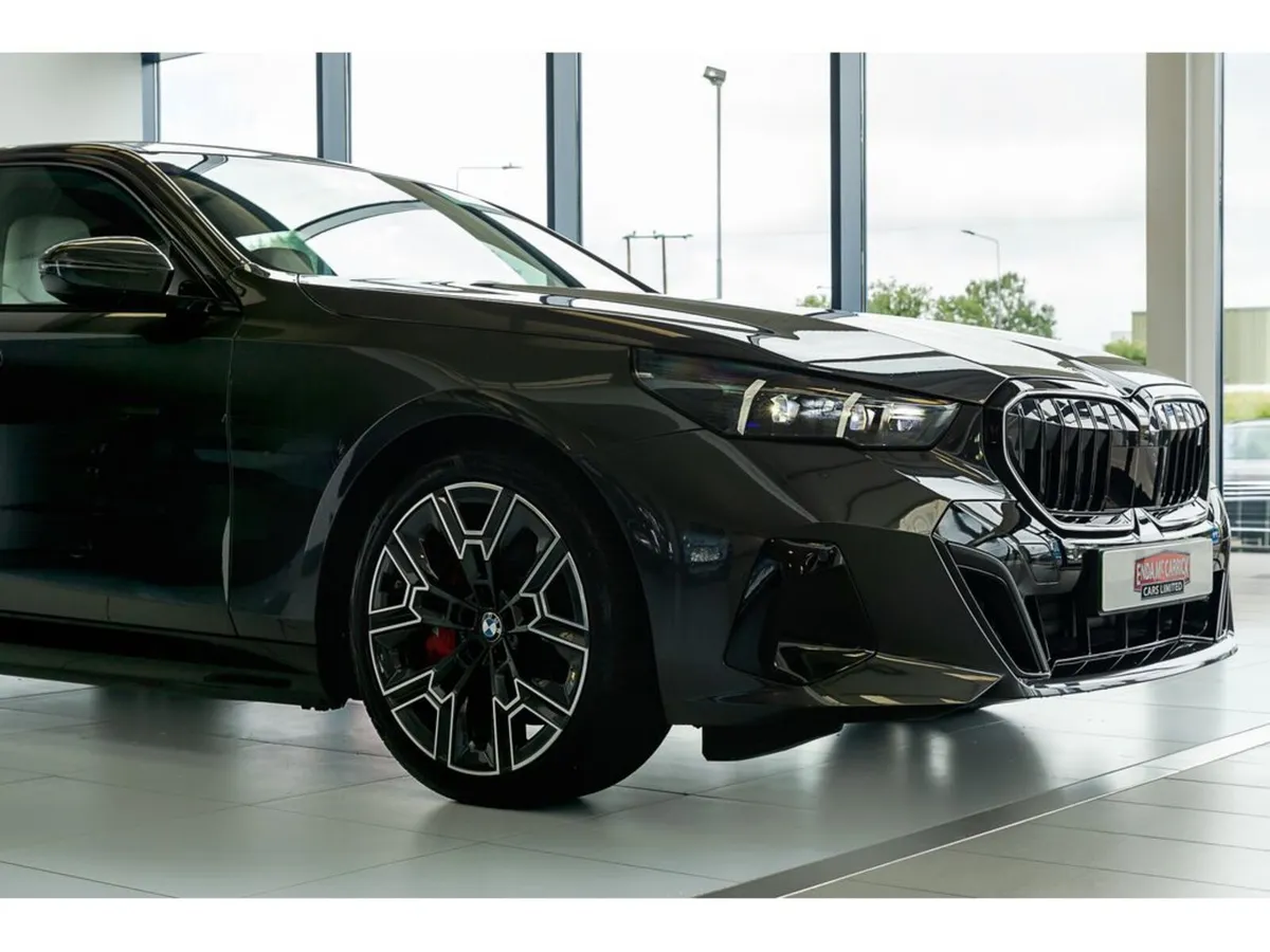BMW i5 40 M SPORT PRO EDRIVE - Image 4
