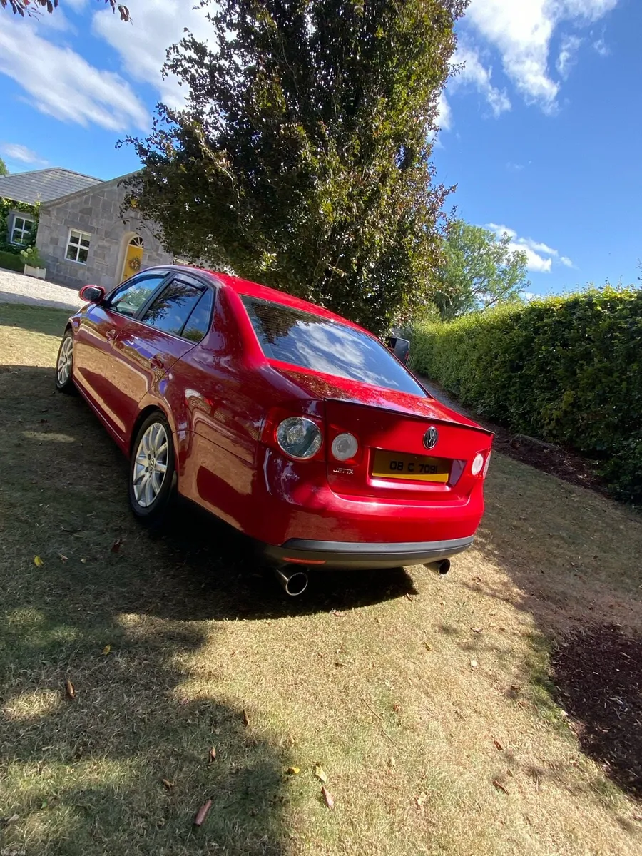Volkswagen Jetta - Image 4