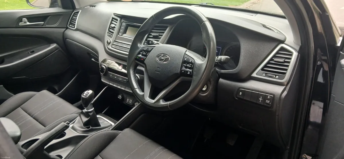 Hyundai Tucson 2018 1.6 PETROL COMFORT 5dr - Image 6