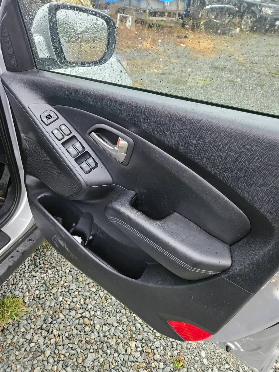 Hyundai ix35 - Image 5