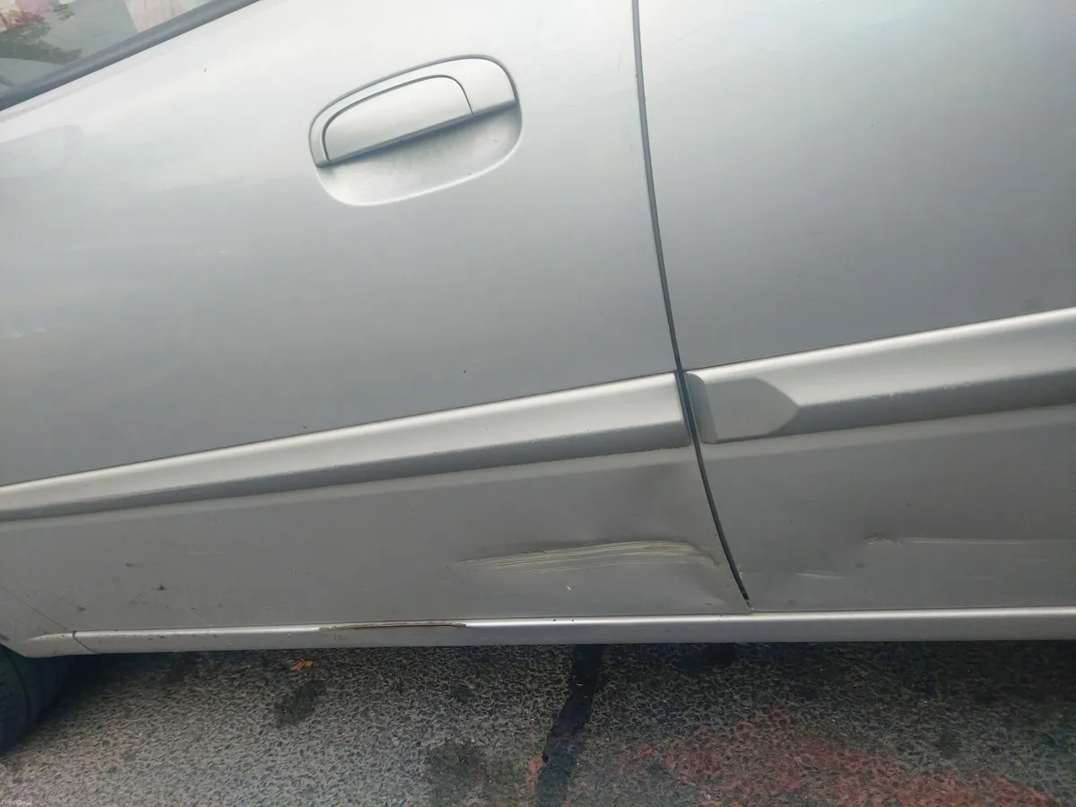 Kia Rio 2011 - Image 1