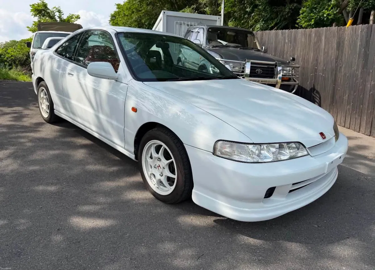 1996 Honda Integra DC2 SIR - Image 6