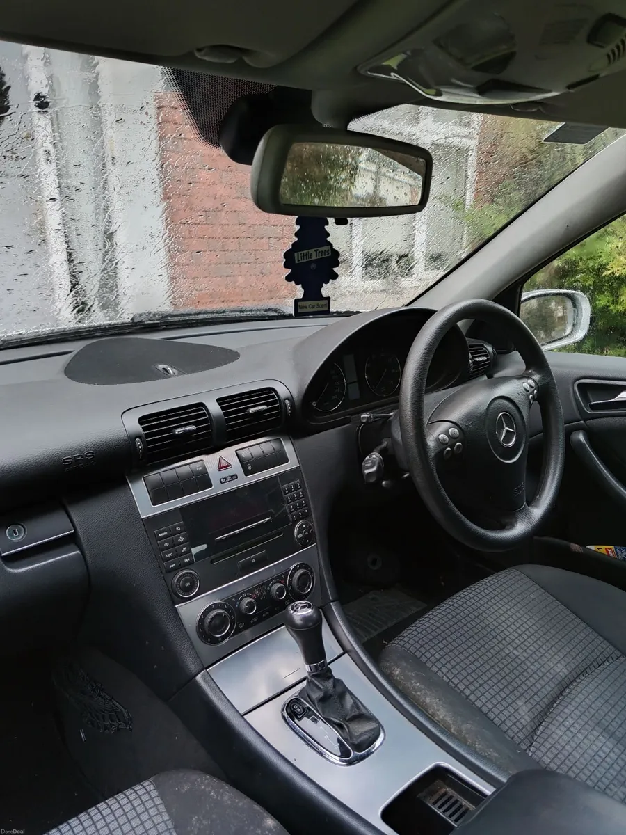 Mercedes-Benz C-Class 2006 - Image 1
