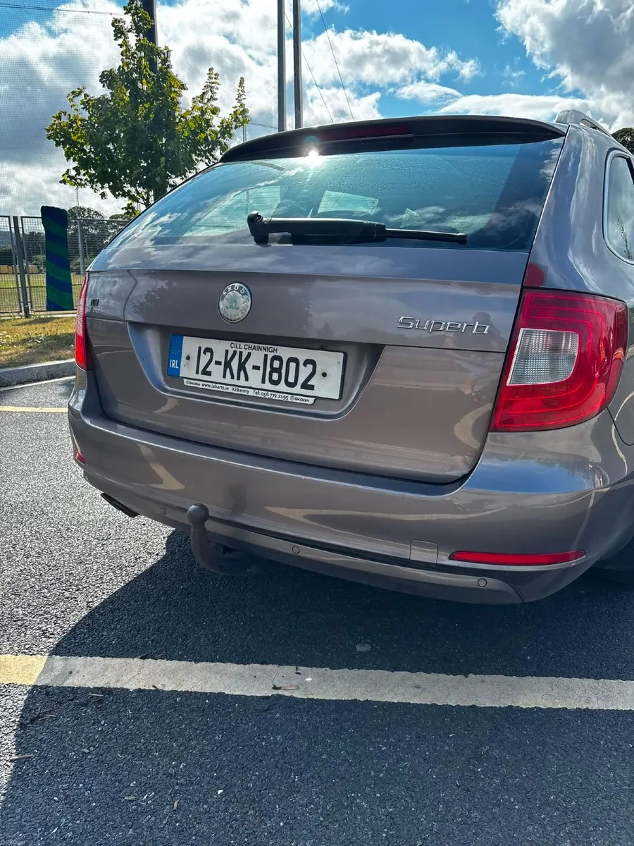 Skoda Superb 2012 - Image 6