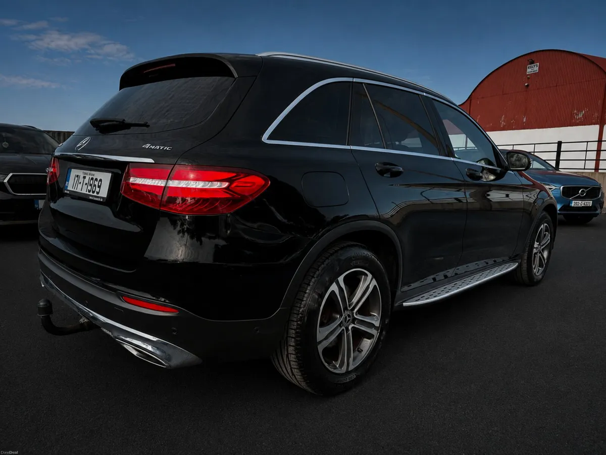 171 Mercedes-Benz GLC 220CDI AUTO low kms - Image 4