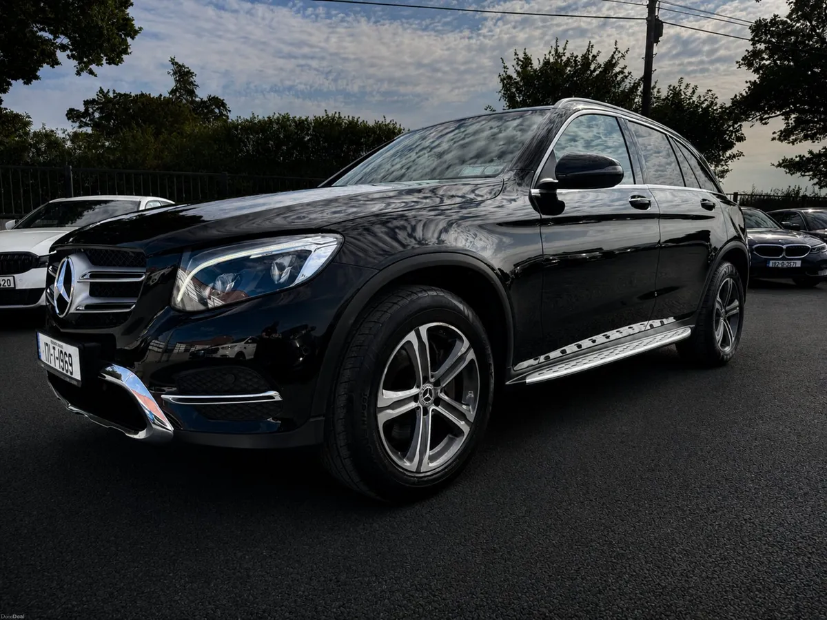171 Mercedes-Benz GLC 220CDI AUTO low kms - Image 2