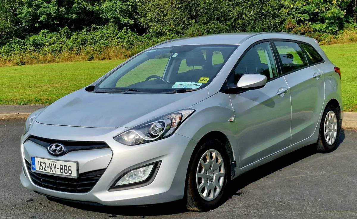 HYUNDAI i30 ESTATE 2015 NEW NCT - Image 2