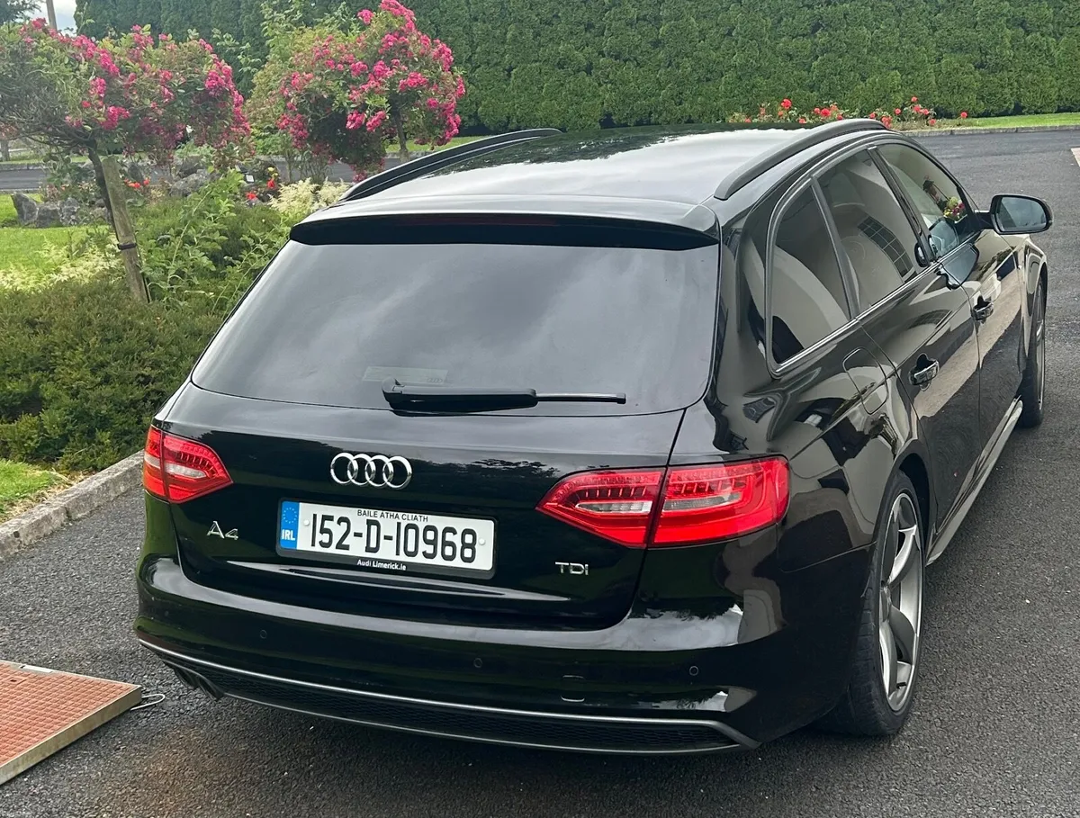 Audi A4 2015 - Image 5